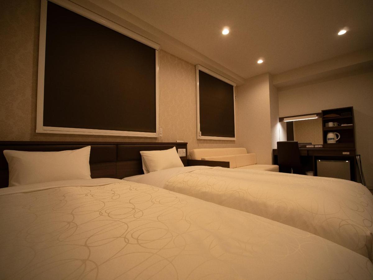 Hotel Front Inn Fukuoka Airport Екстер'єр фото