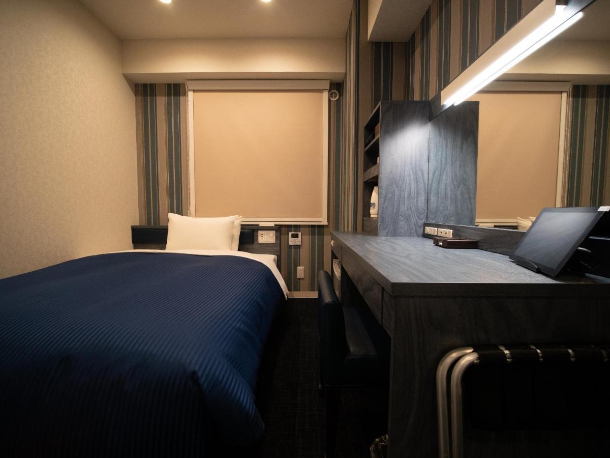 Hotel Front Inn Fukuoka Airport Екстер'єр фото